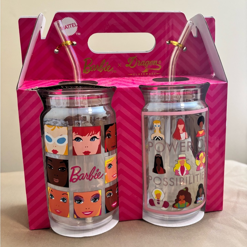 Barbie Pink Drinking Glasses Set